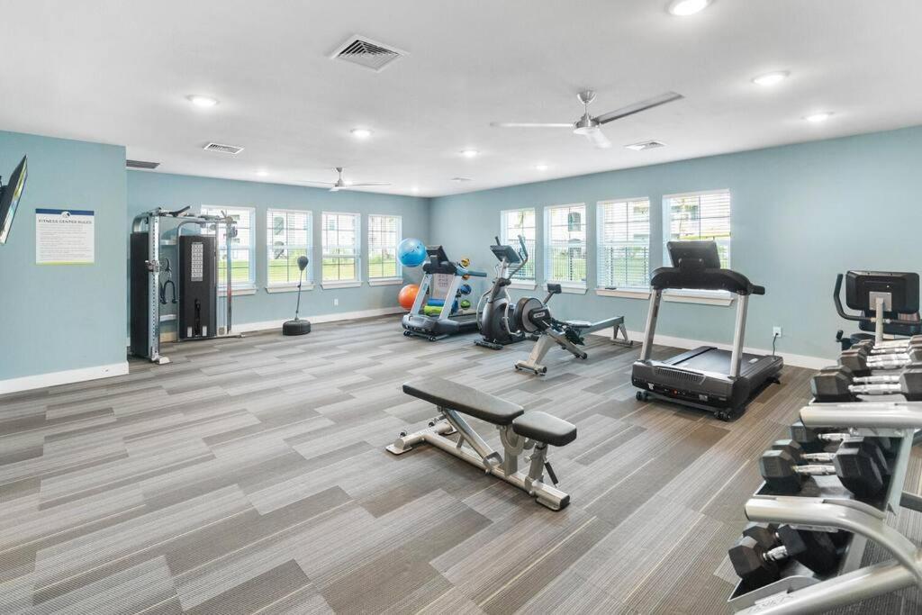 Elegant 2 Bedroom/2 Bath Condo With All Amenities ملبورن بيتش المظهر الخارجي الصورة